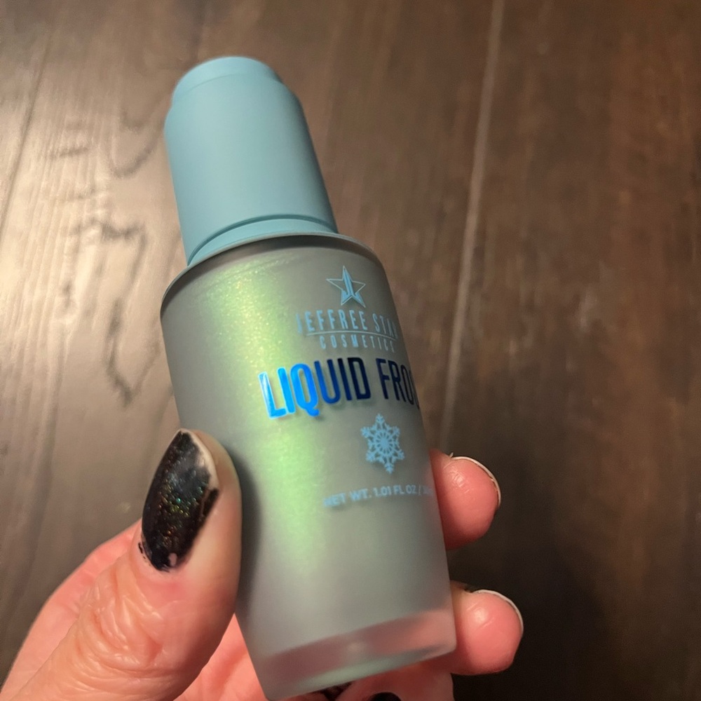 Jeffree Star Liquid Frost Highlighter - Iridescent Blue-Frostitute - Picture 2 of 4